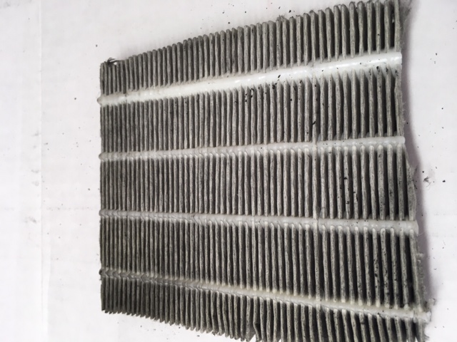 Discharge side of the filter