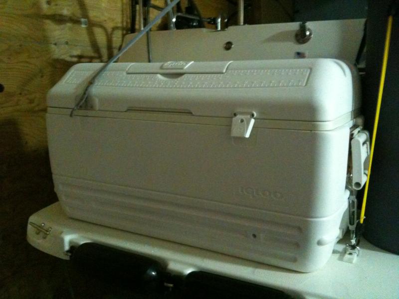 G. 200 quart Igloo ice chest