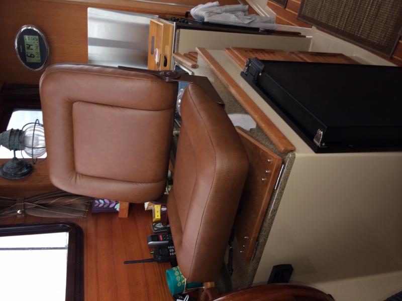 Helm Seat 2