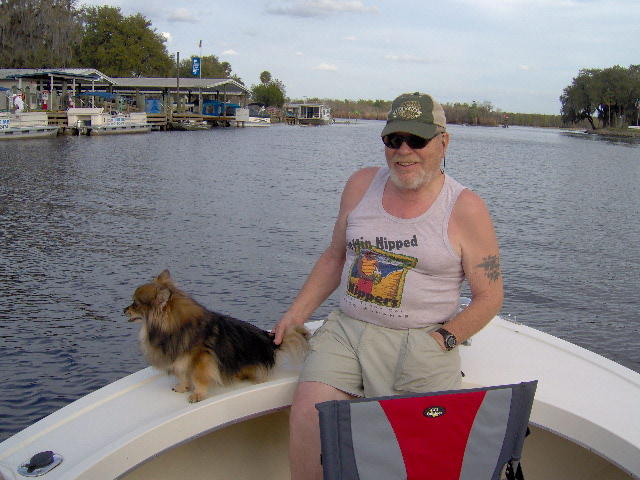 Hold him down, wants to attack 8 ft gator
