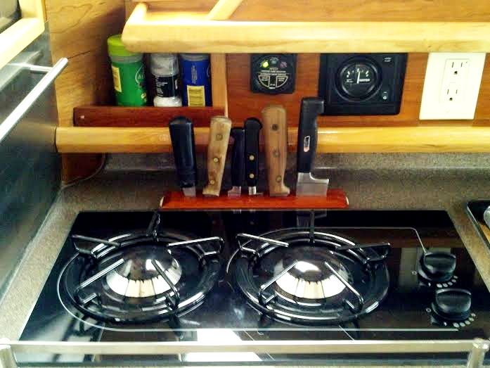 knife rack and salt and pepper shaker rail