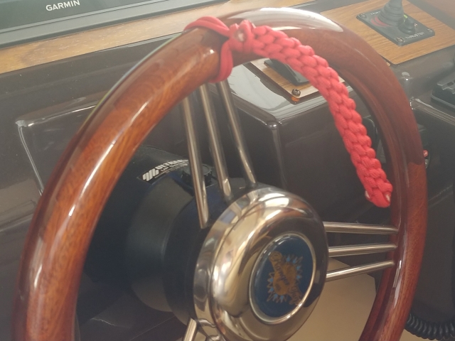 Lanyard-Steering