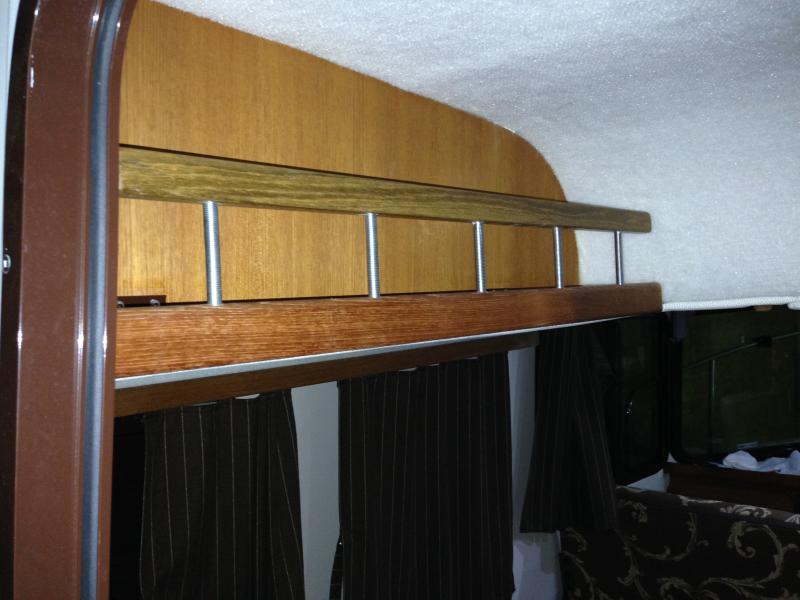 M. Upper storage nook(s)