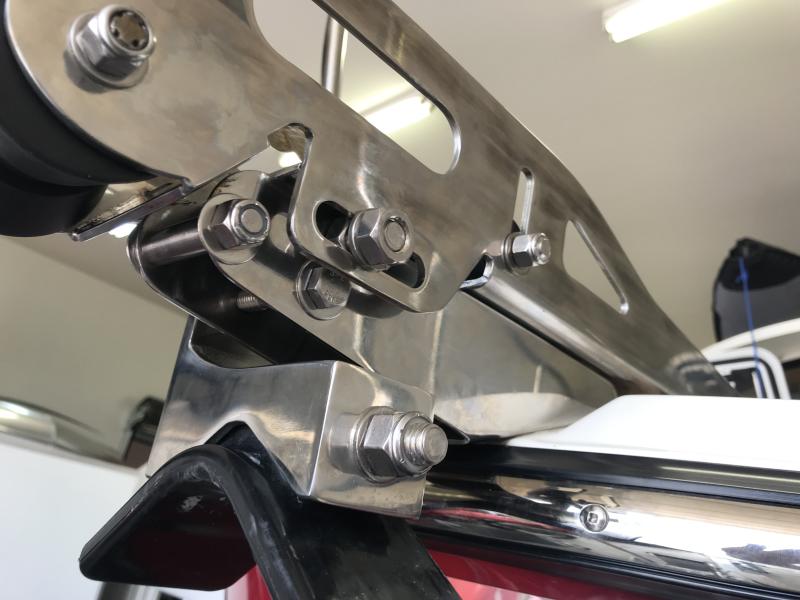 Mantus Bolted to RT Factory Roller Forward