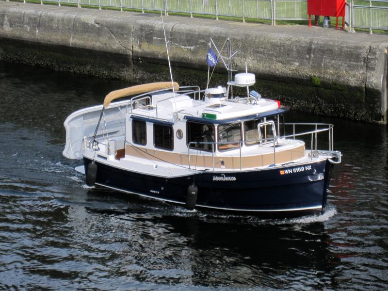Moondance entering the locks