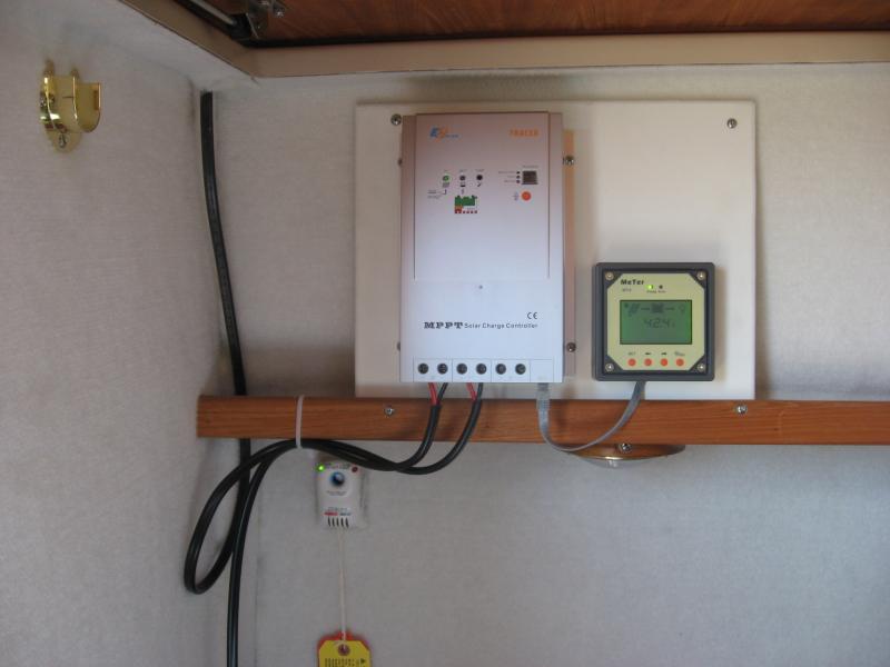 MPPT controller and meter.