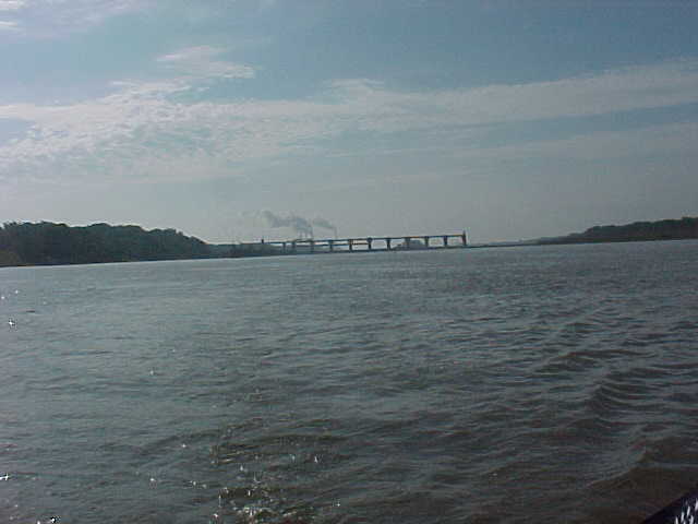 Newburgh dam