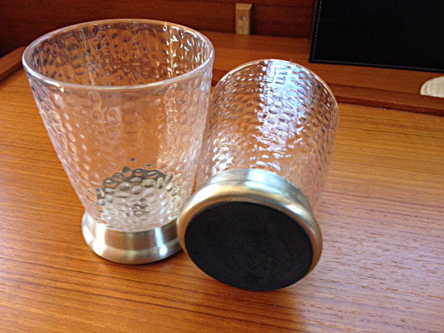 Non skid glassware