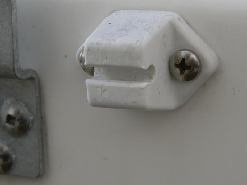 P2042413