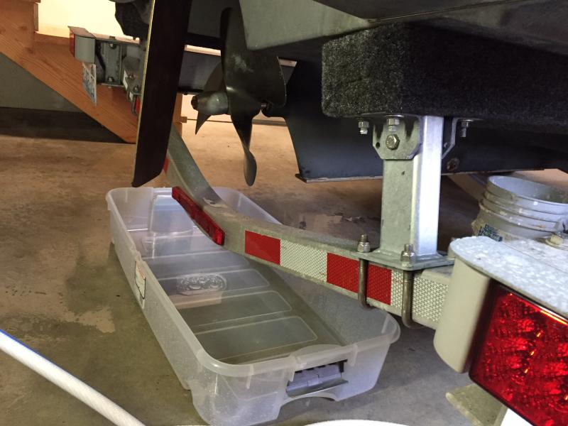 Prop shaft water collection tray