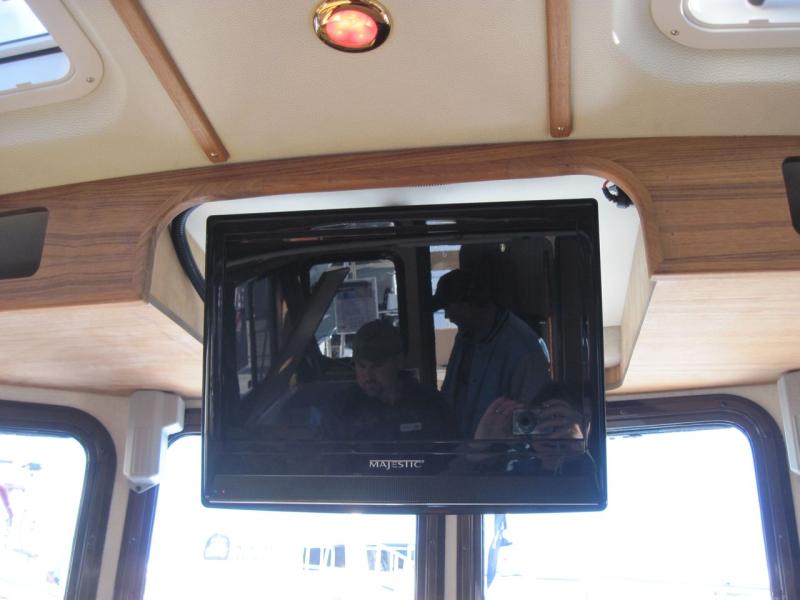 Ranger 27 Entertainment center