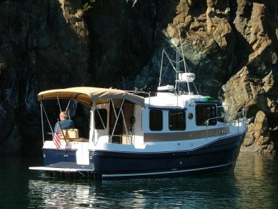 Ranger R25 Bimini shot
