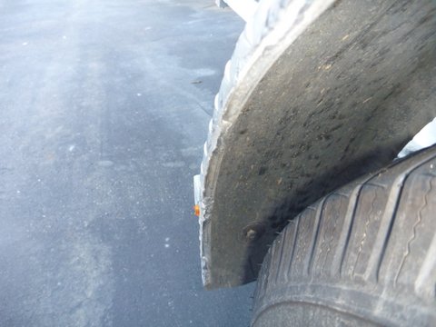 Trailer Stuff 3/8 alumium rod welded to inside edge of fender to protect fender from cracking