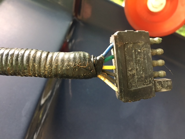 Tug Connector