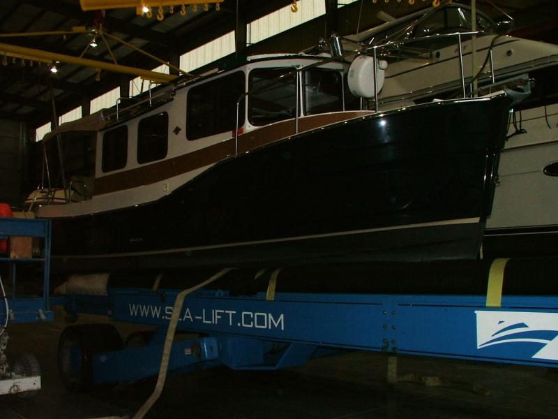 Tug on Sealift
