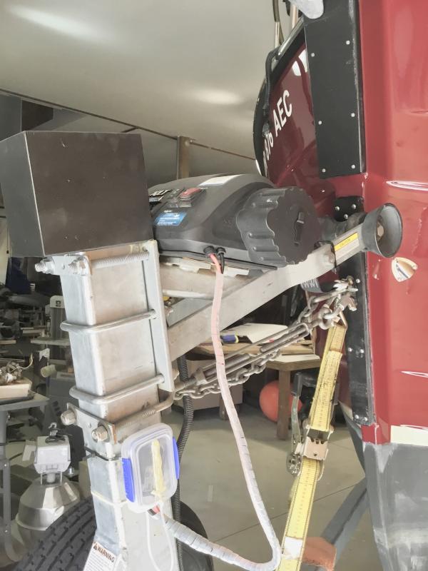 Z. Boat attachments to trailer
