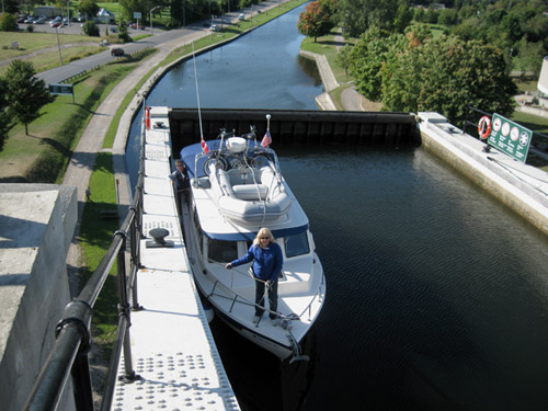 PeterboroughLiftLockE.jpg