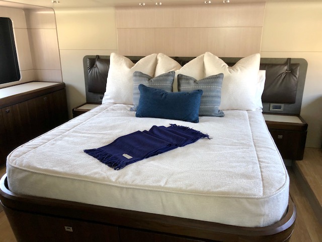 www.yachtbedding.com